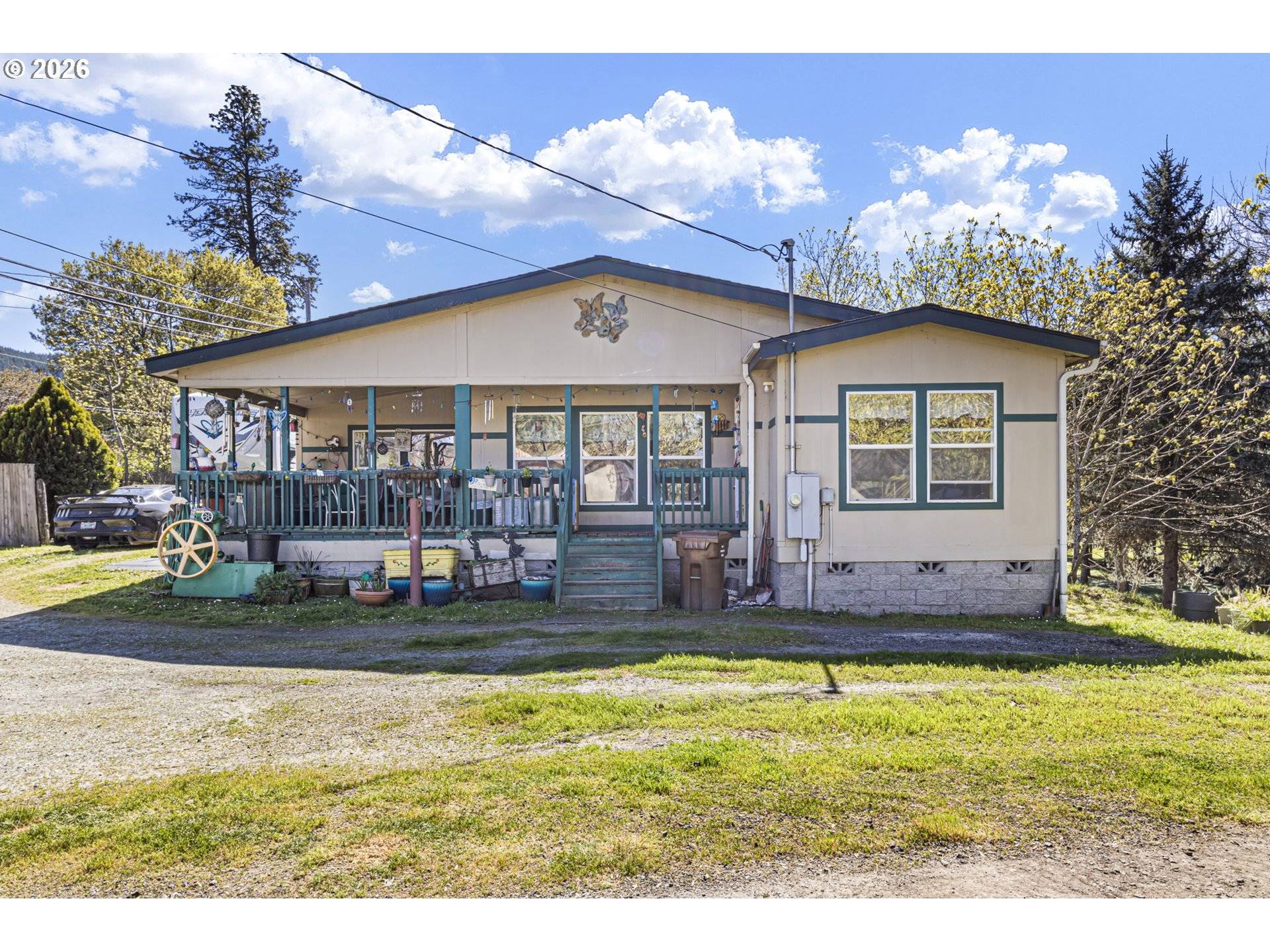 1313 N OLD PACIFIC HWY, Myrtle Creek, OR 97457