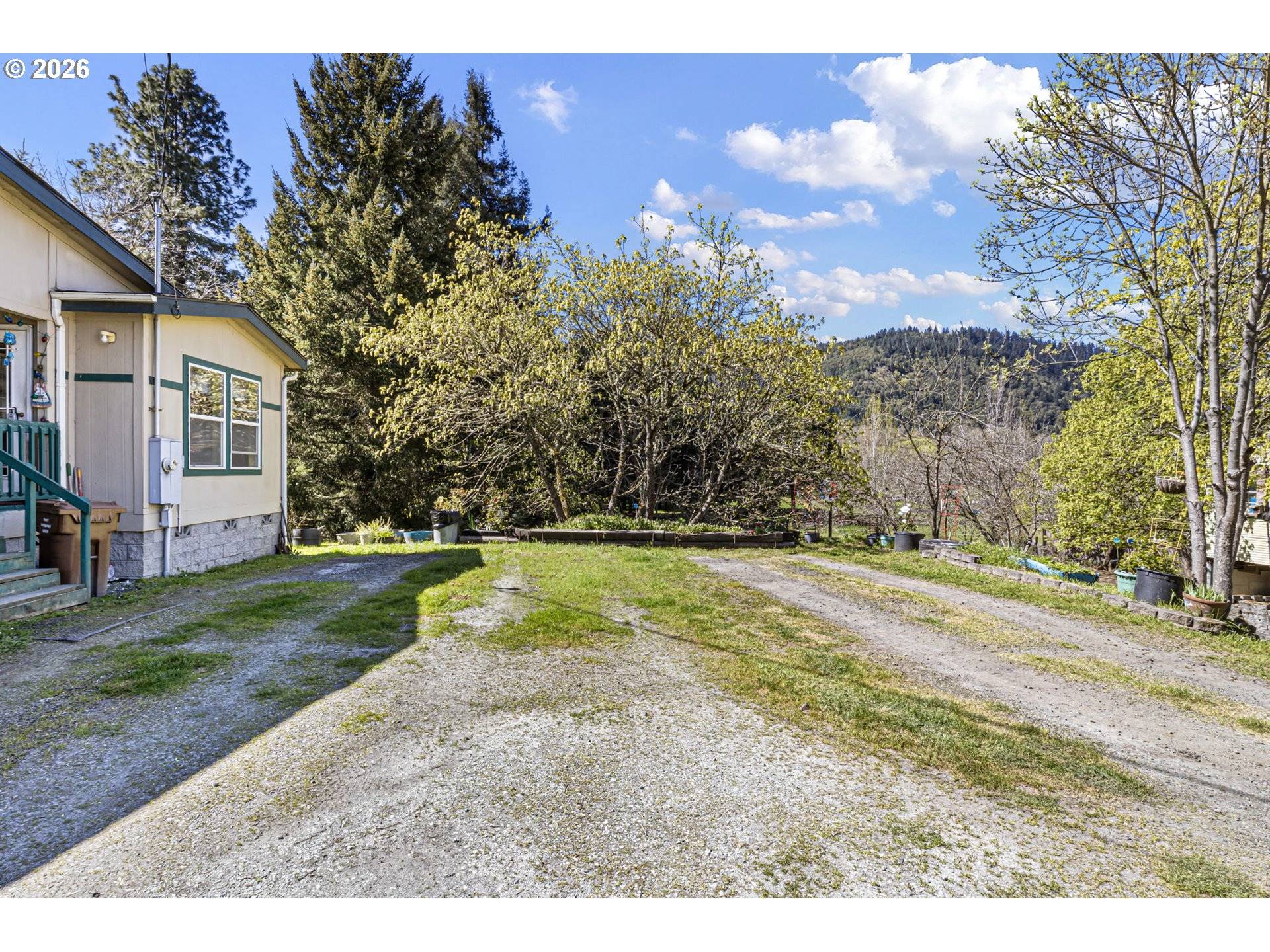 1313 N OLD PACIFIC HWY, Myrtle Creek, OR 97457