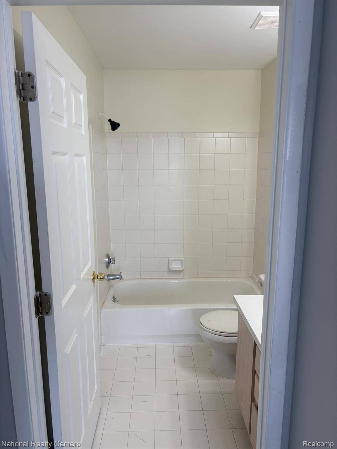 22129 Atlantic Pointe, Farmington Hills, MI 48336