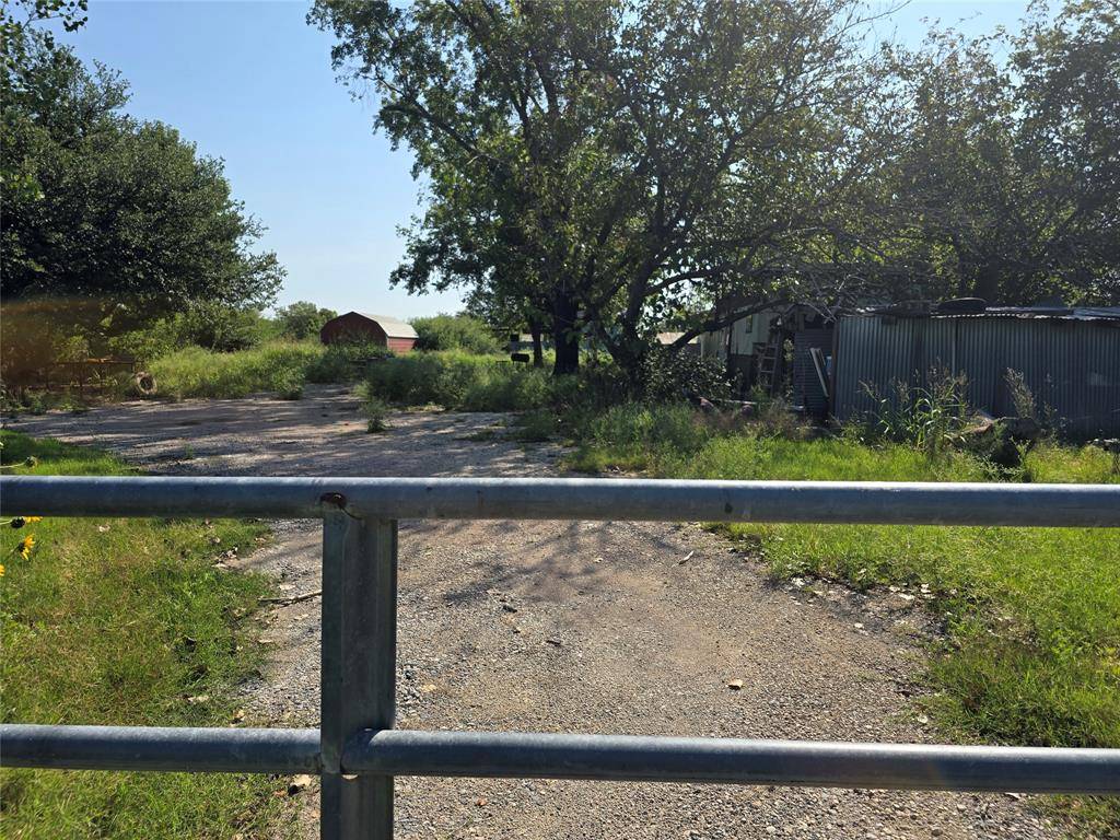 2379 County Road 900, Princeton, TX 75407