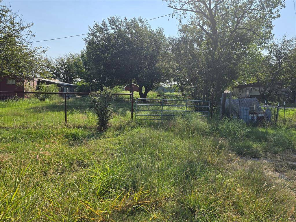 2397 County Road 900, Princeton, TX 75407