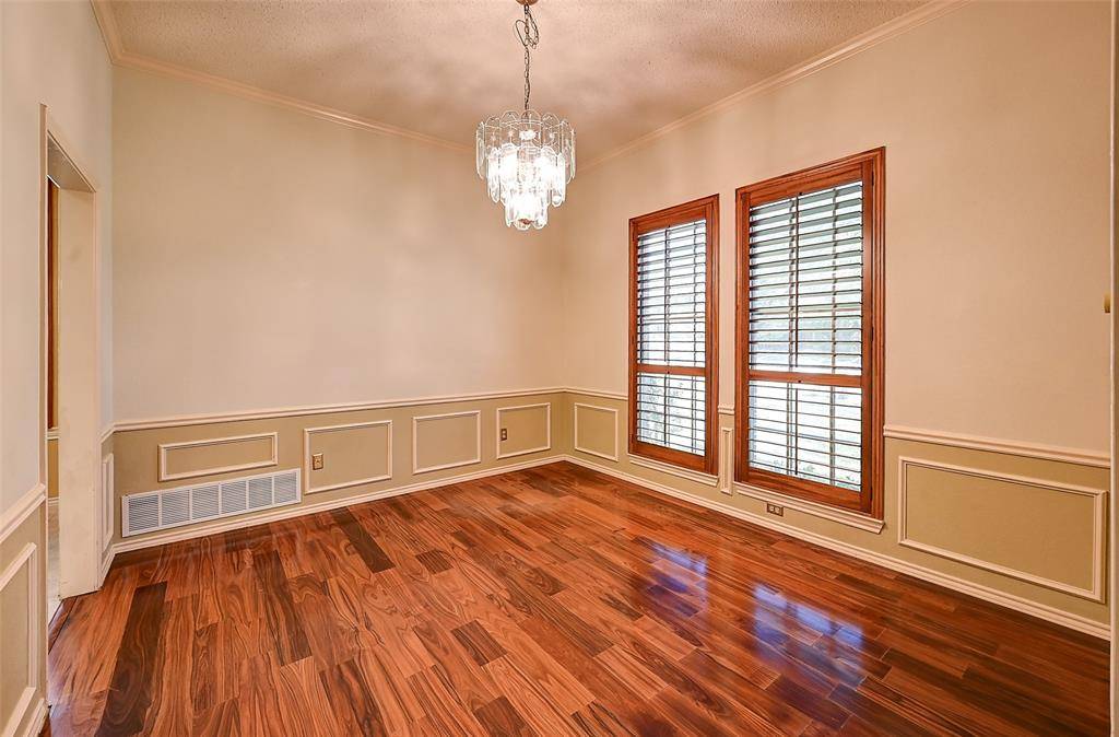 3311 Greenglen Circle, Carrollton, TX 75007