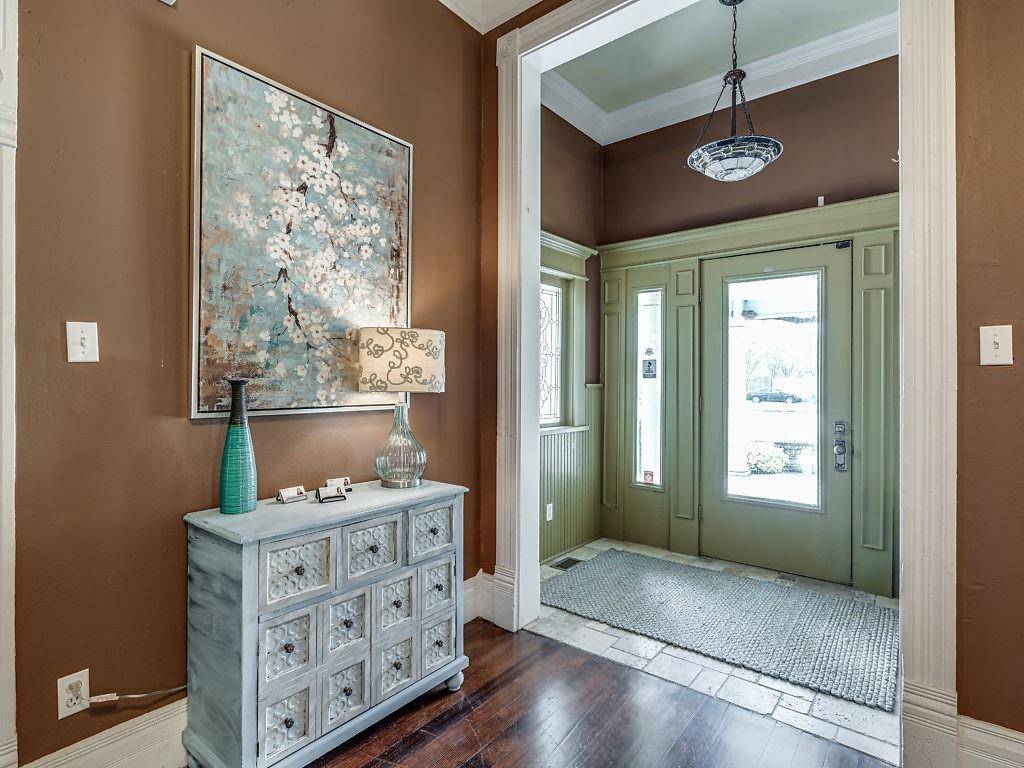 617 W Main Street, Midlothian, TX 76065