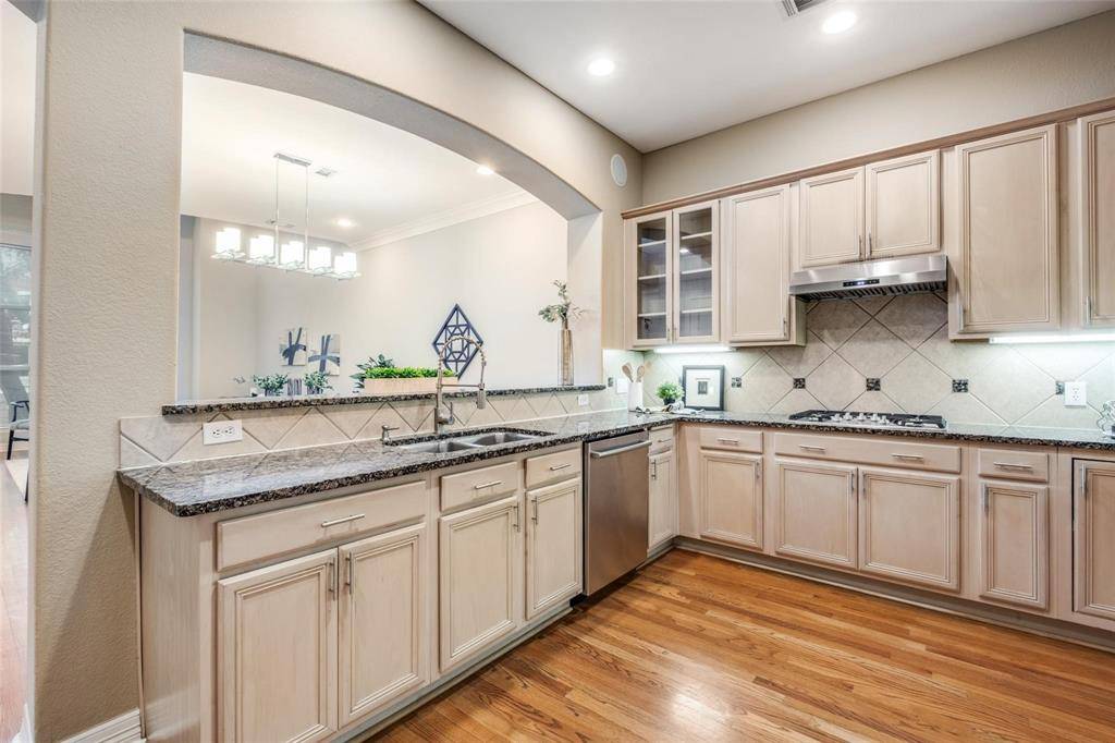 2205 Canton Street #107, Dallas, TX 75201