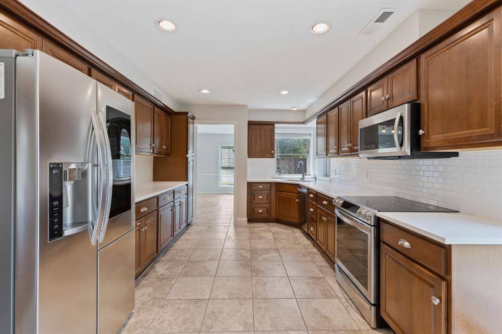 10510 Ravenscroft Drive, Dallas, TX 75230