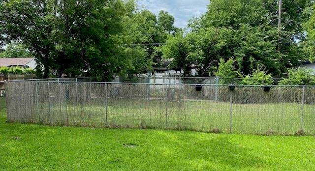 2140 Montalba Avenue, Dallas, TX 75228