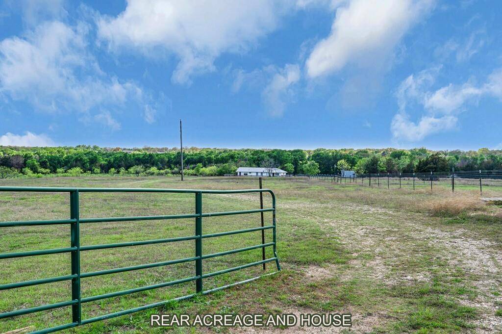596 Saffle Road, Robinson, TX 76706