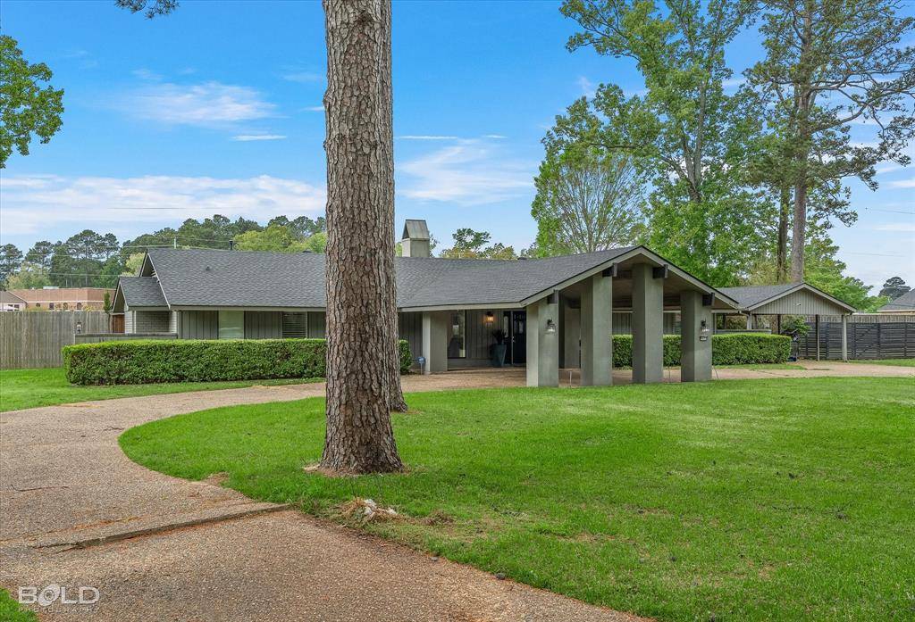 9450 Red Oak Lane, Shreveport, LA 71106