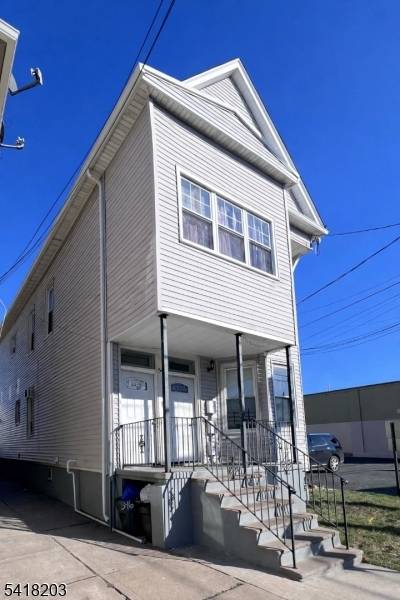 546 S Broad St, Elizabeth City, NJ 07202