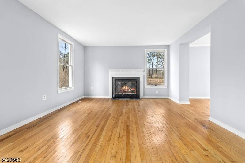 382 Mine Rd, Bethlehem Twp., NJ 08802