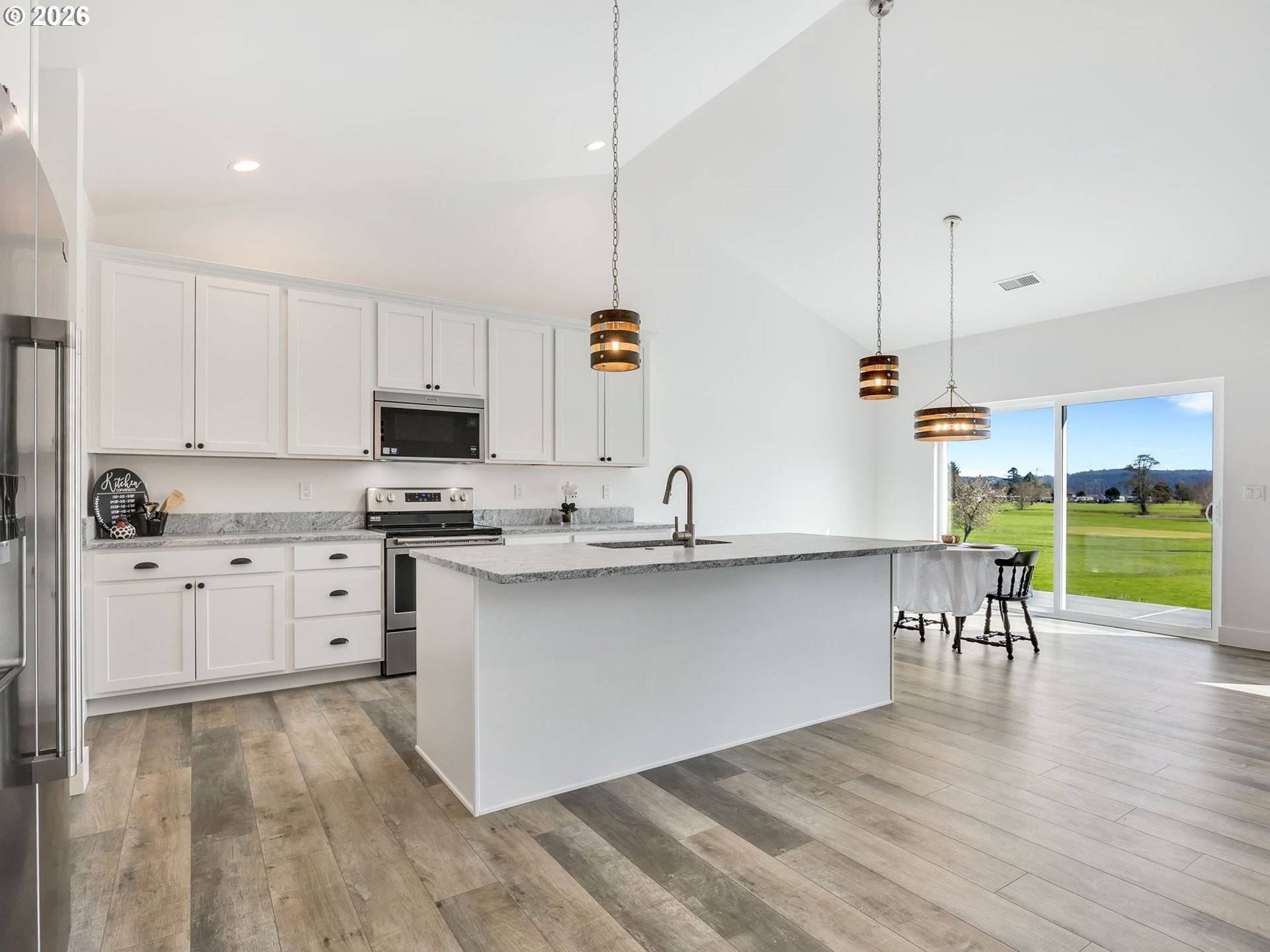 35636 BELLA RIDGE LOOP, Astoria, OR 97103