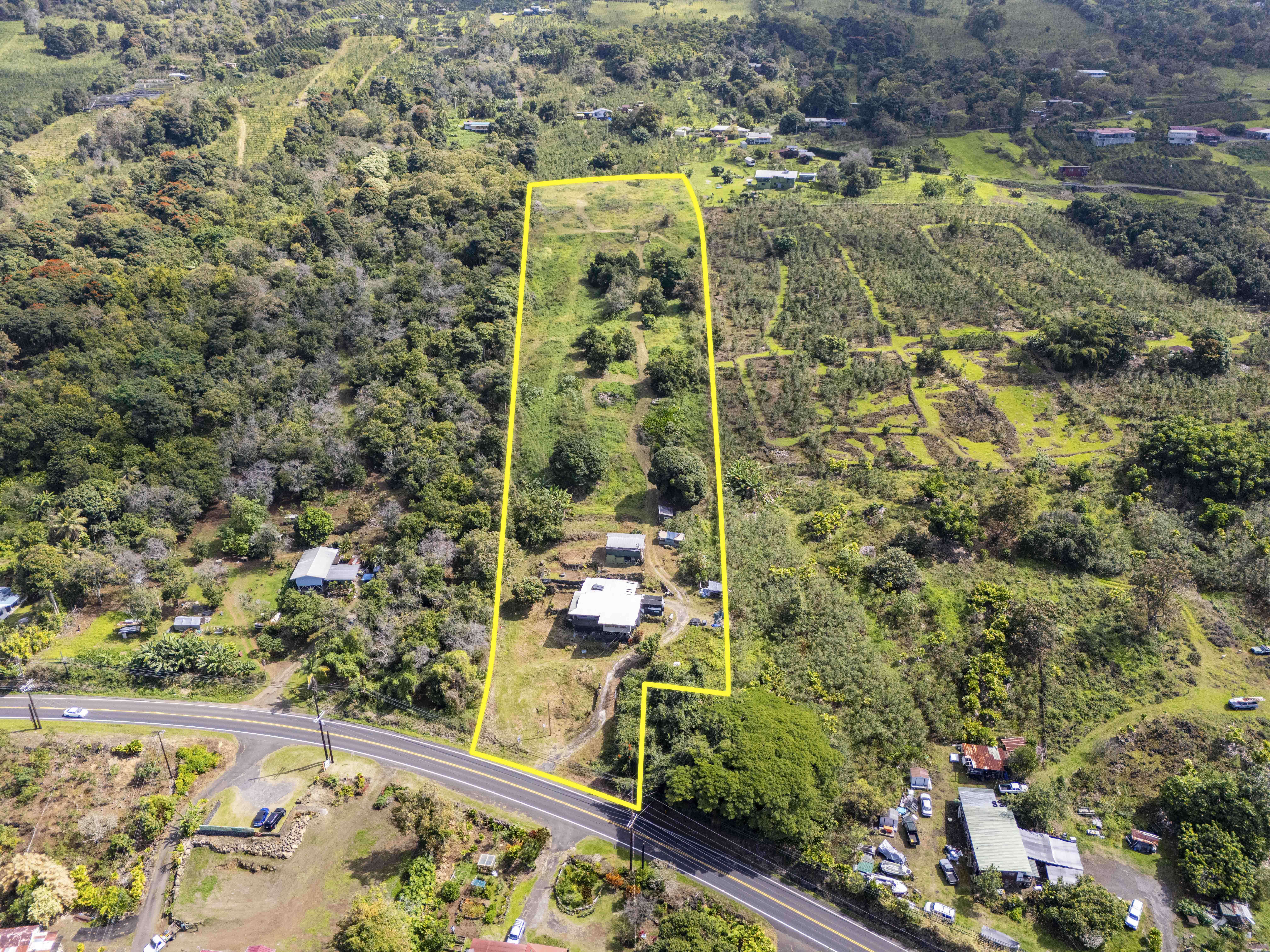 84-5186 MAMALAHOA HIGHWAY, Captain Cook, HI 96704