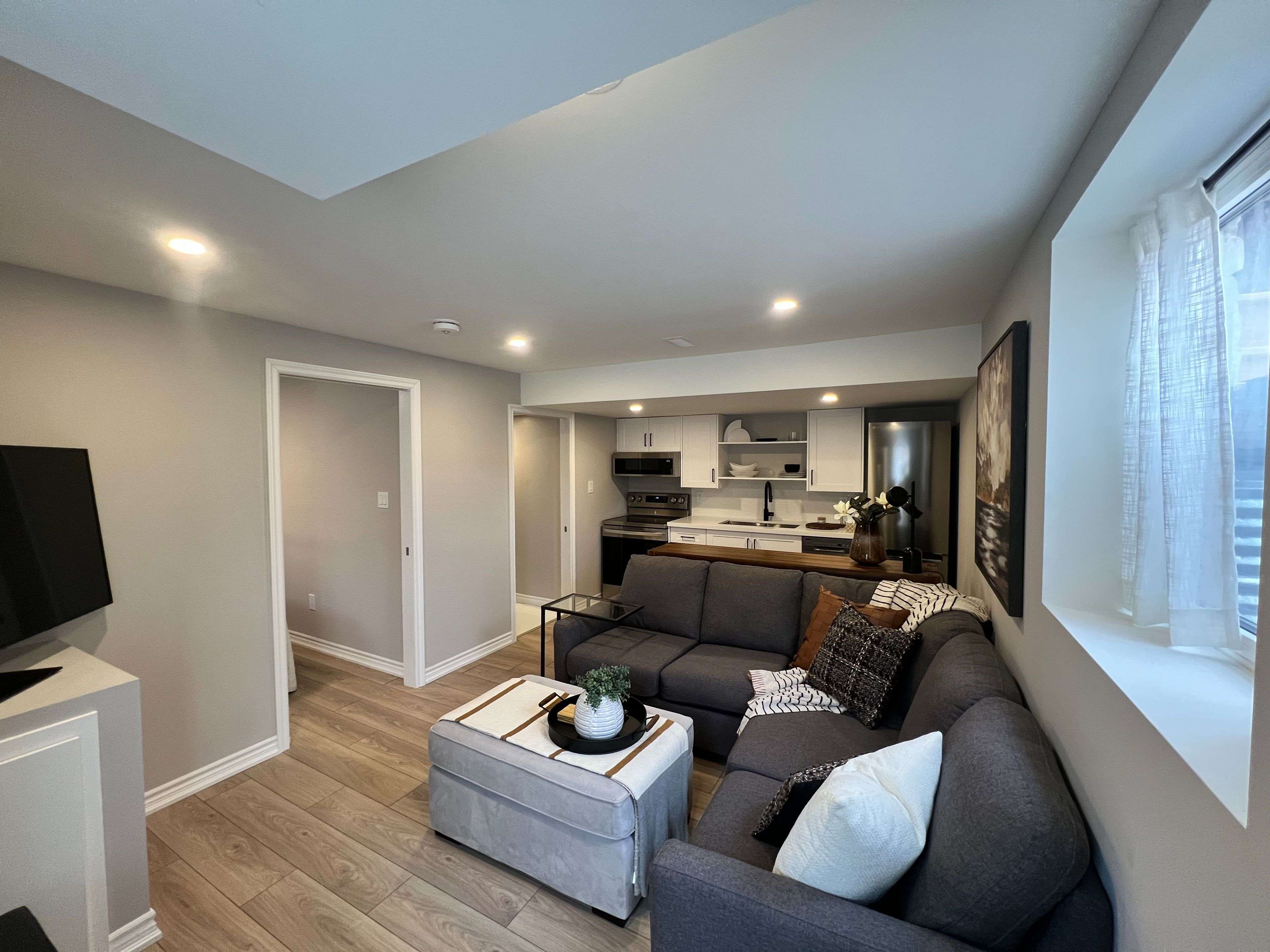 40 Cupples Farm LN #Lower, East Gwillimbury, ON L0G 1M0