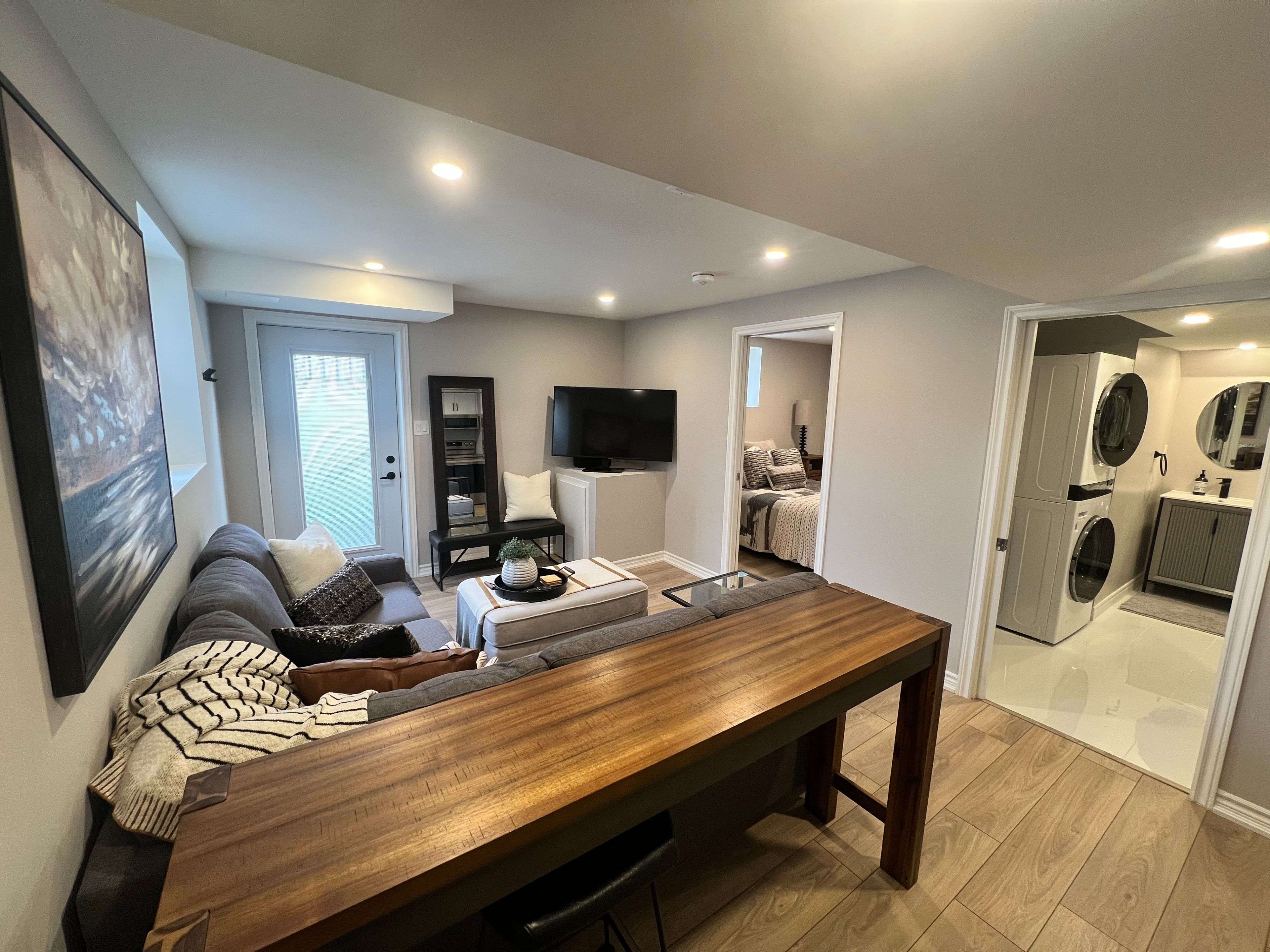 40 Cupples Farm LN #Lower, East Gwillimbury, ON L0G 1M0