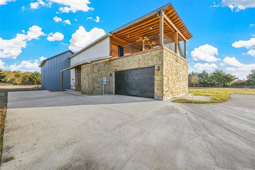 3950 Lizzy Lane, Midlothian, TX 76065