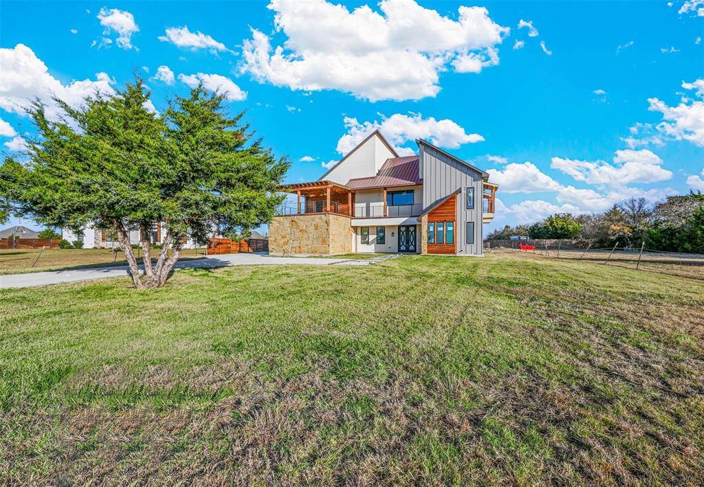 3950 Lizzy Lane, Midlothian, TX 76065