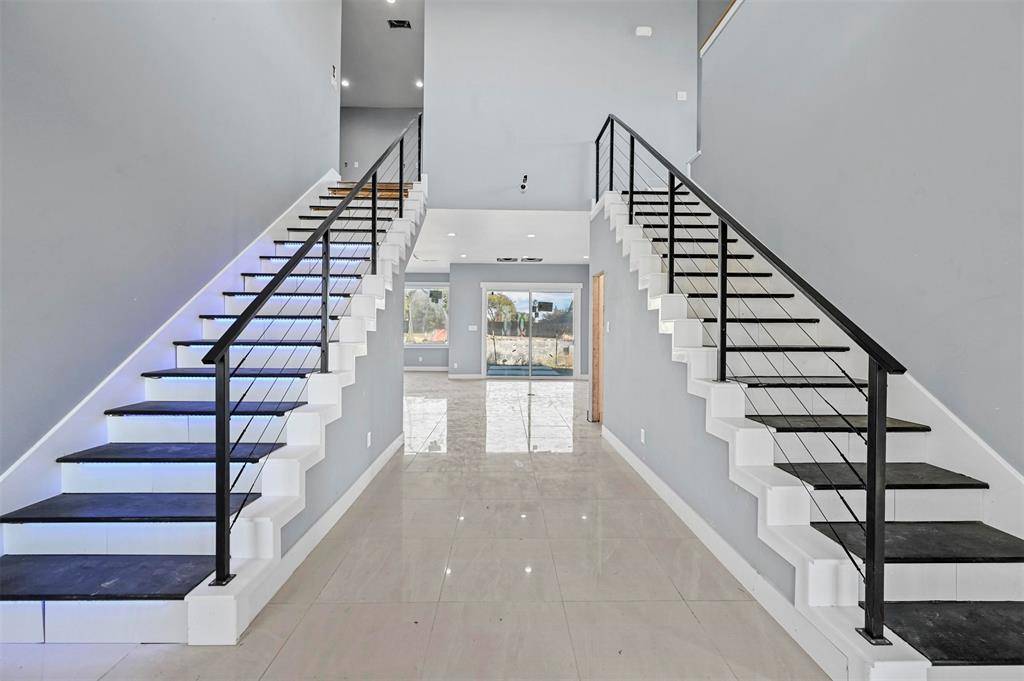 3950 Lizzy Lane, Midlothian, TX 76065