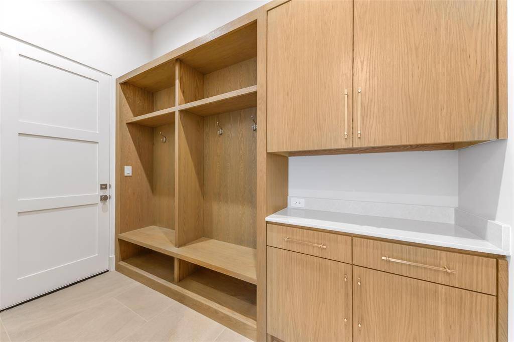 7410 Kenwell Street, Dallas, TX 75209