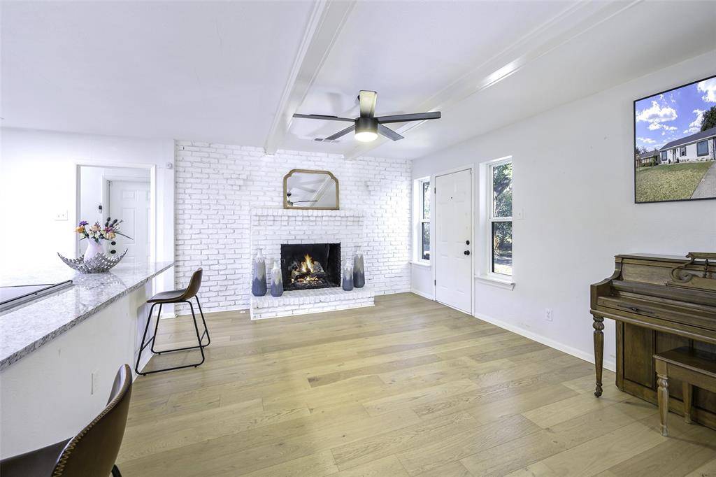 529 Summit Drive, Richardson, TX 75081