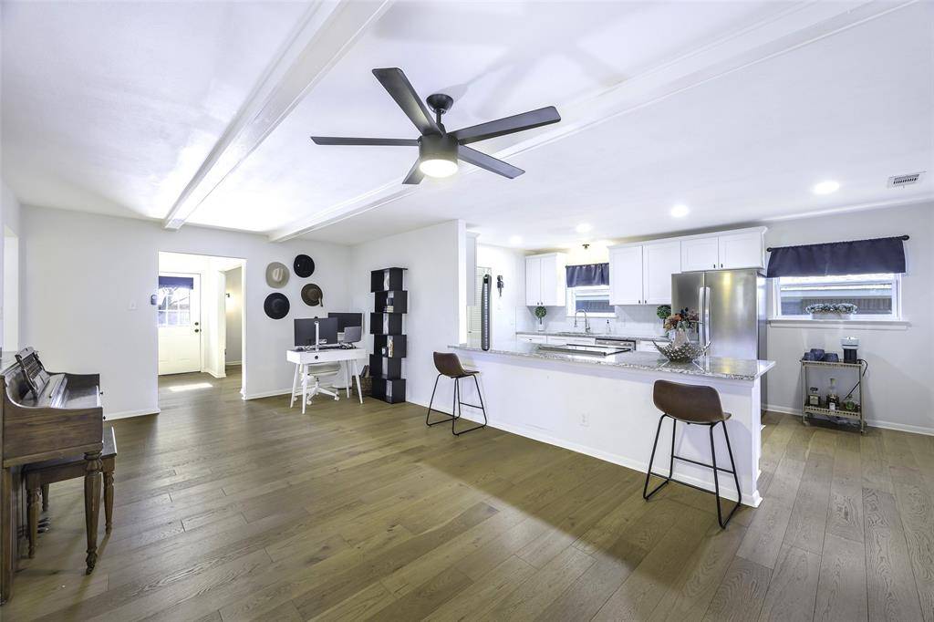 529 Summit Drive, Richardson, TX 75081