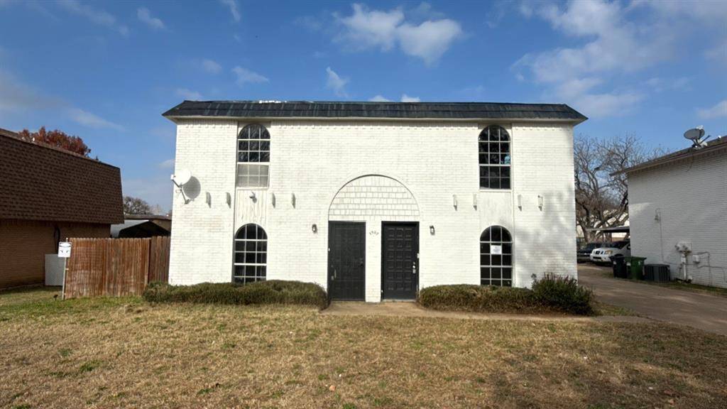 1907 Nolen Court, Arlington, TX 76012