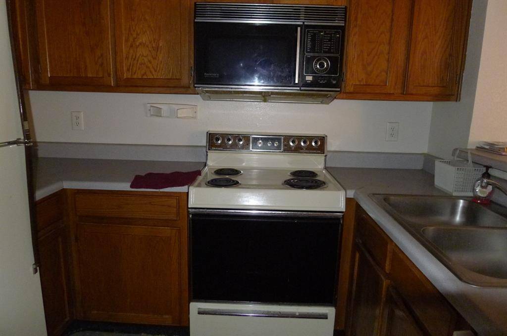 9835 Walnut Street #107, Dallas, TX 75243