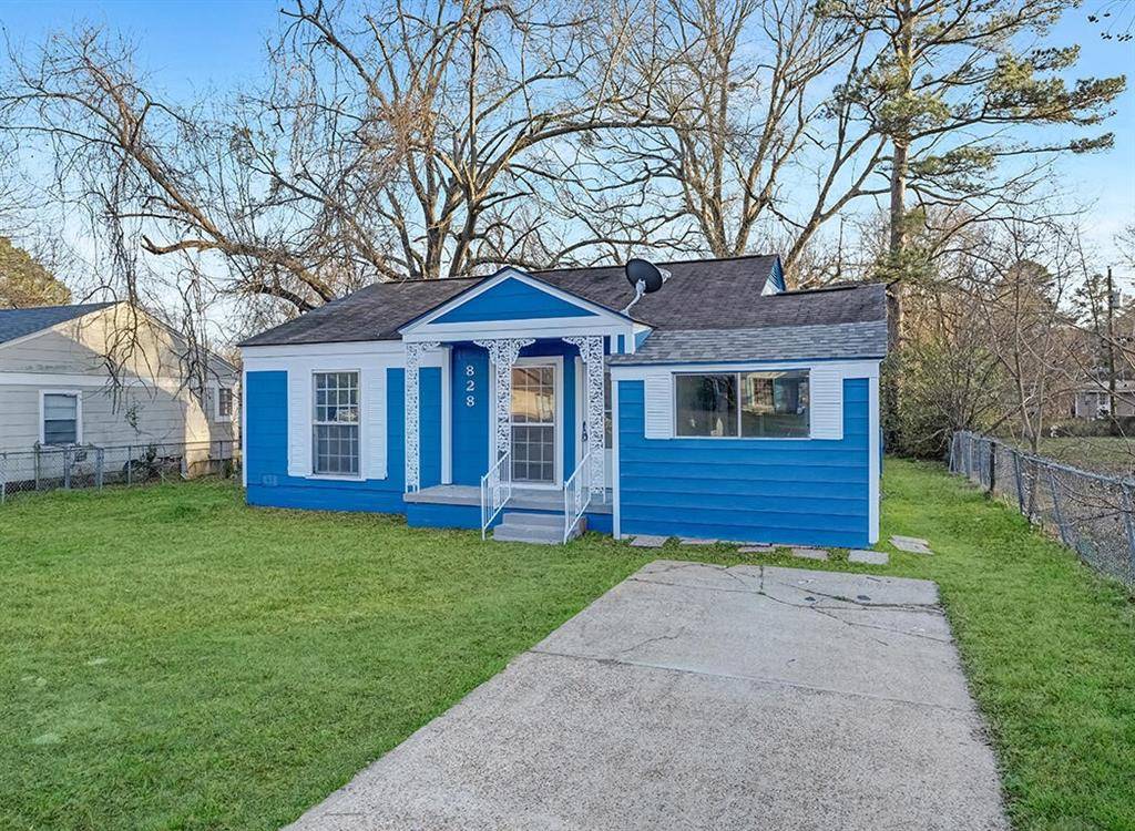 828 Burma Road, Wake Village, TX 75501