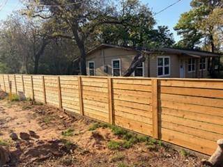 7305 Anderson Boulevard, Fort Worth, TX 76120