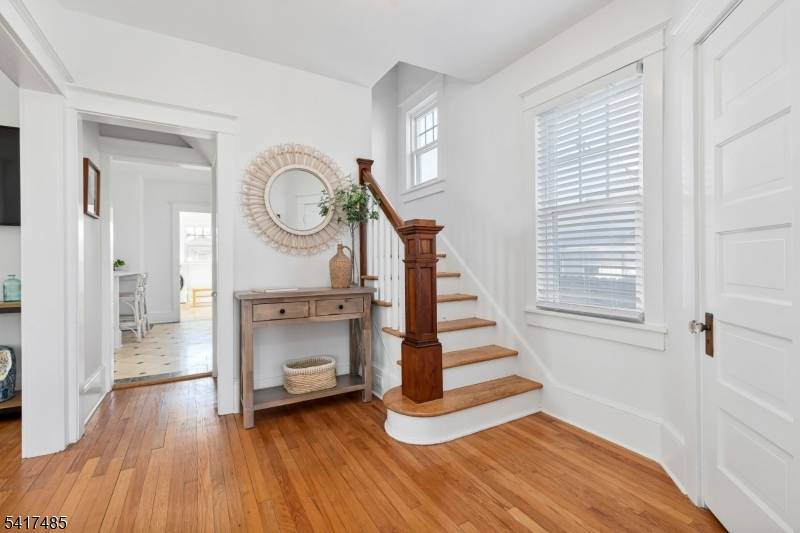 226 3rd St, Beach Haven Boro, NJ 08008