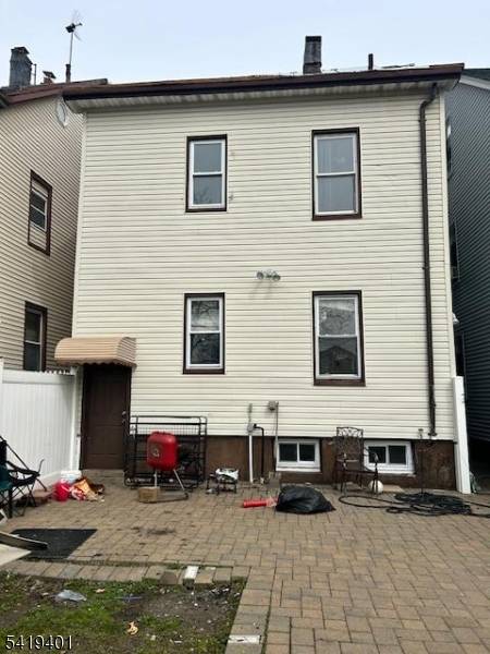 14 19Th Ave, Paterson City, NJ 07513