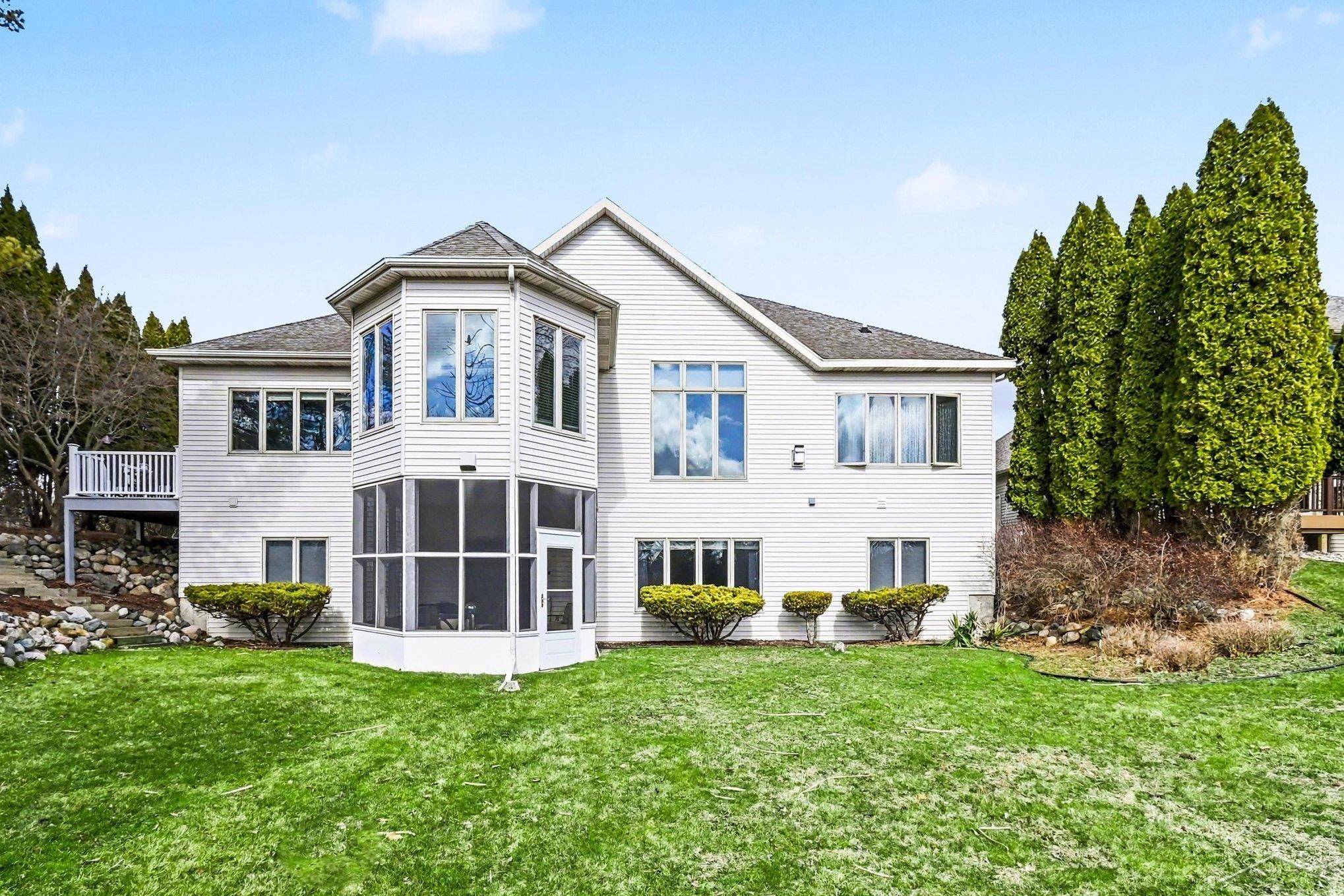 1349 Poppy LN, Dewittchartertownship_clinton, MI 48820