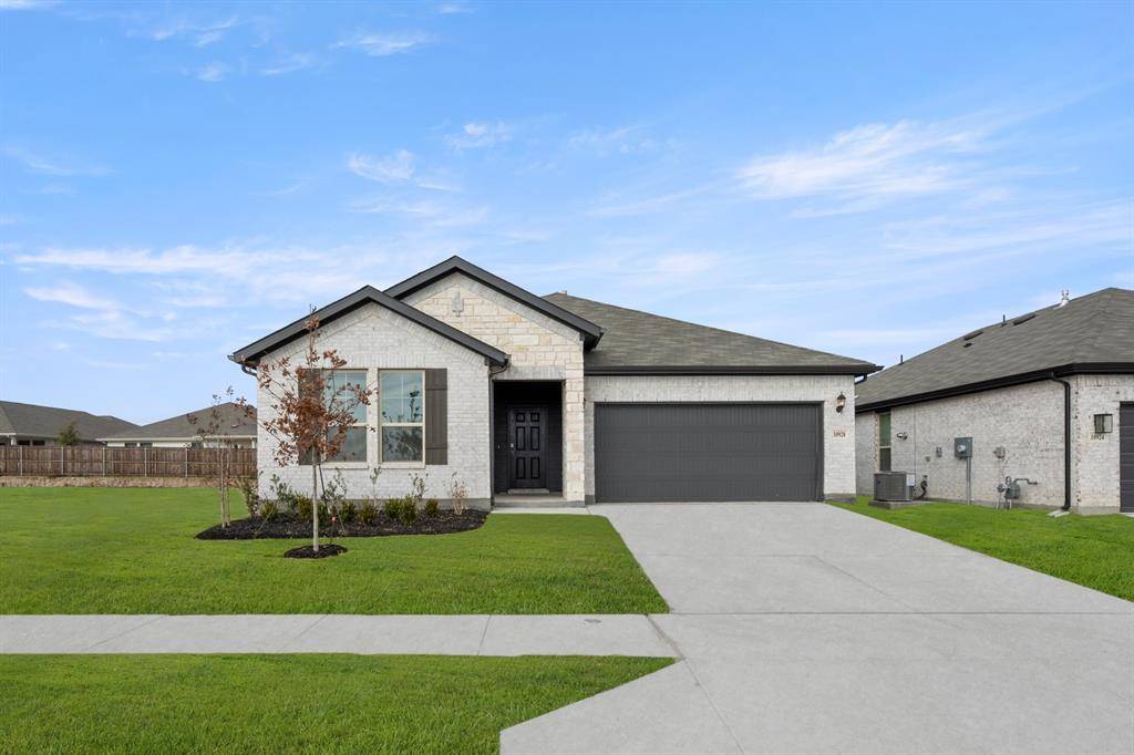 10928 Cacao Drive, Fort Worth, TX 76108
