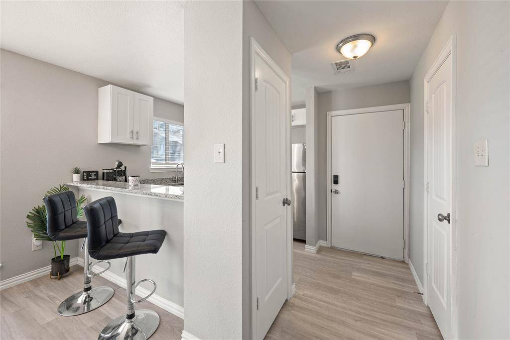 1608 Pecan Chase Circle #19, Arlington, TX 76012