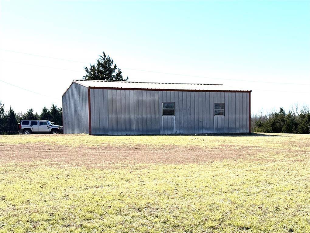 18445 W 137, Roxton, TX 75477