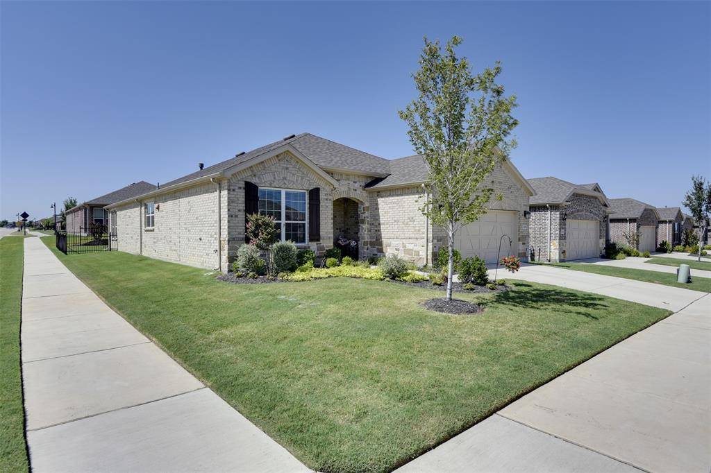 1236 Cornerstone Drive, Little Elm, TX 76227