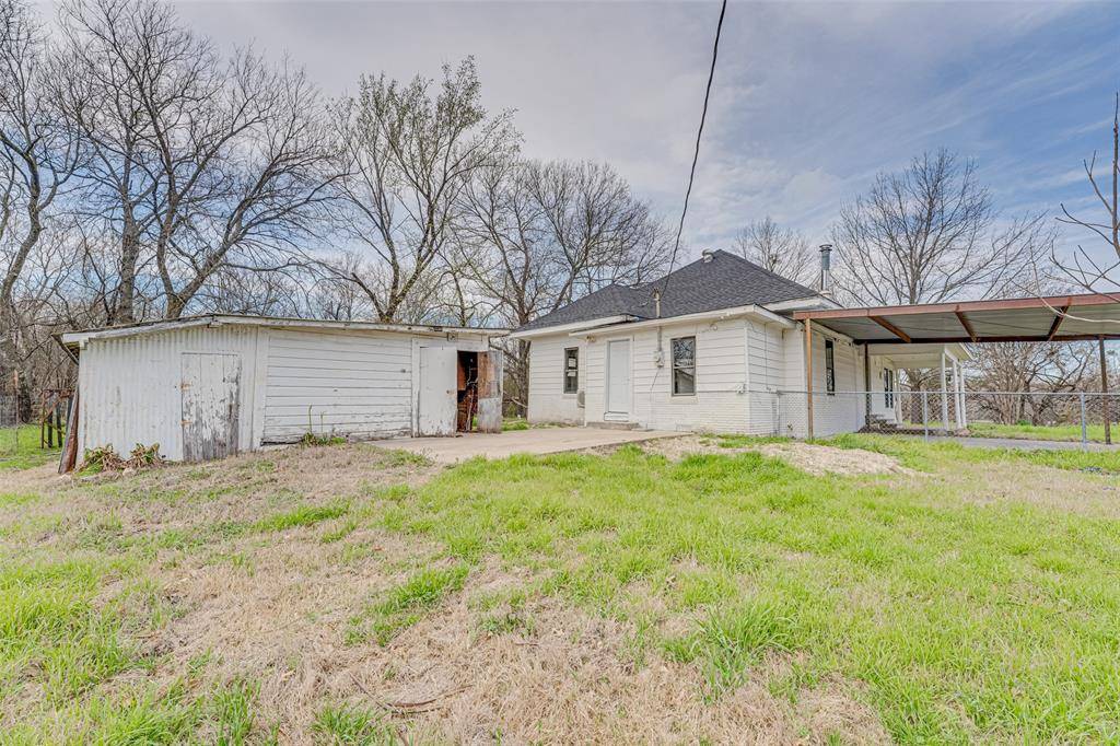 382 County Road 3102, Greenville, TX 75402