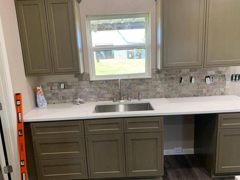 422 Private Road 21146, Aquilla, TX 76622