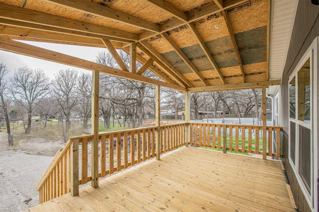 2013 Spring Court, Azle, TX 76020