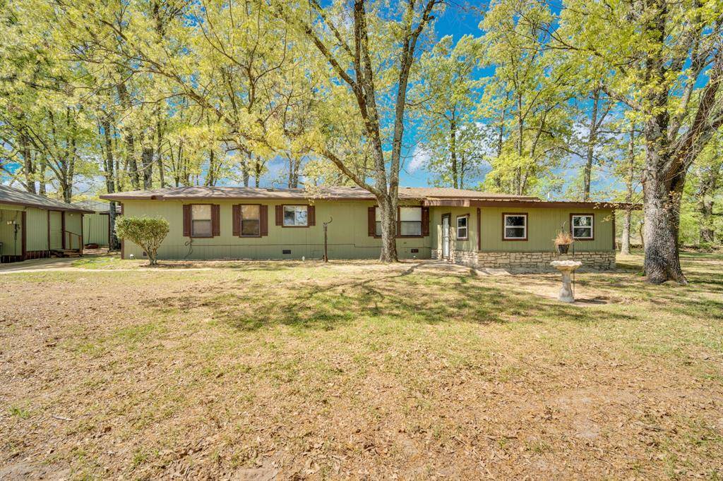 321 Rs County Road 3310, Emory, TX 75440
