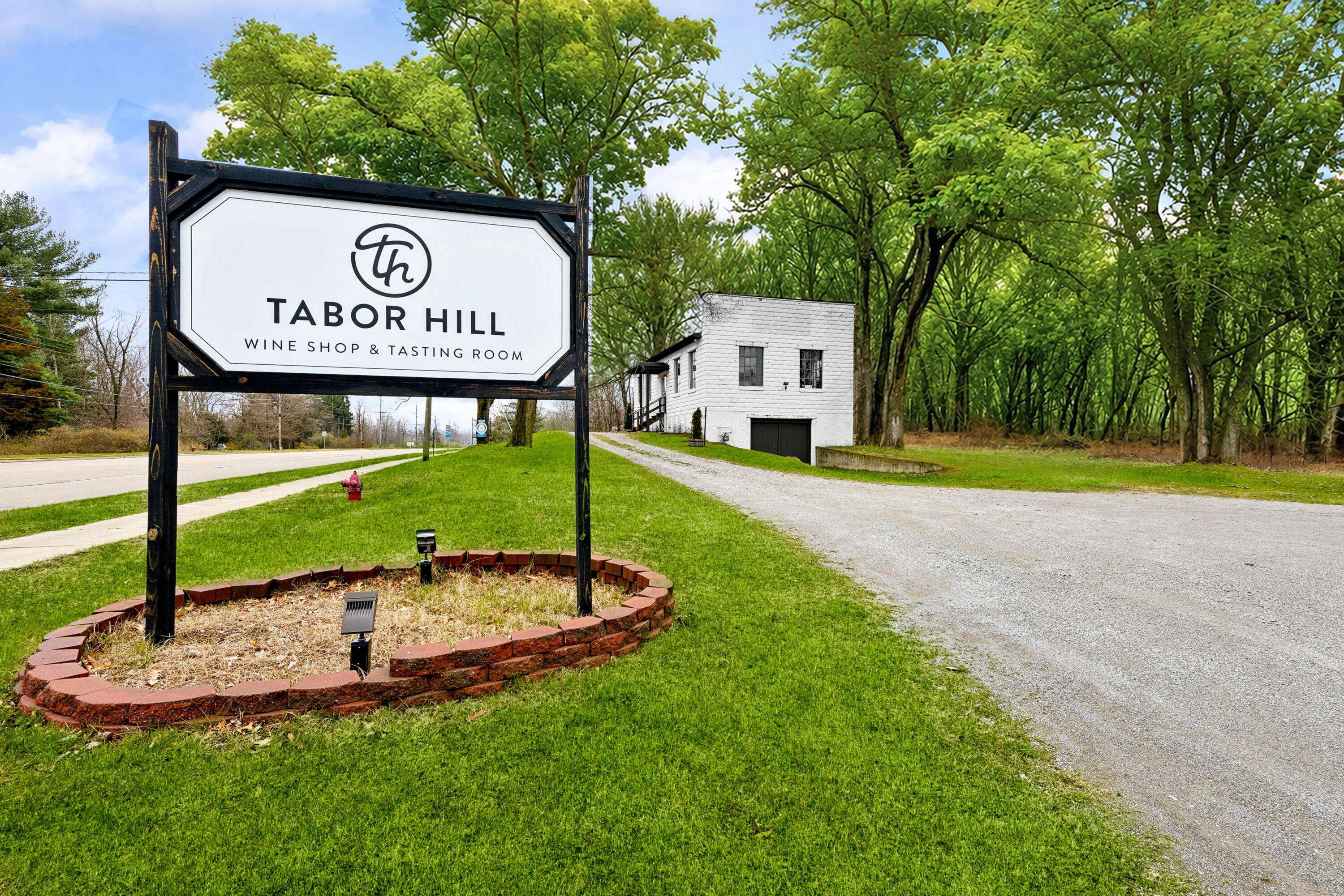 10243 Red Arrow HWY, Bridgman City, MI 49106