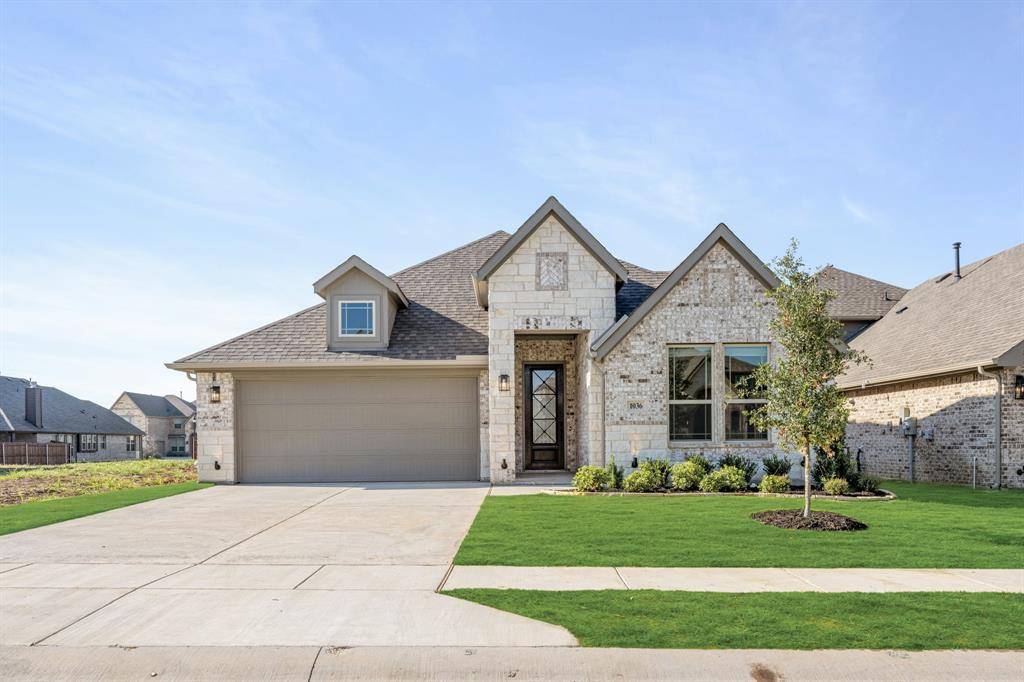 1036 Snowy Owl Drive, Alvarado, TX 76009