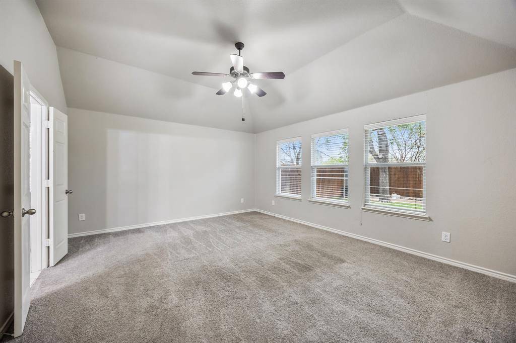 8100 Twin Oaks Drive, Mckinney, TX 75070