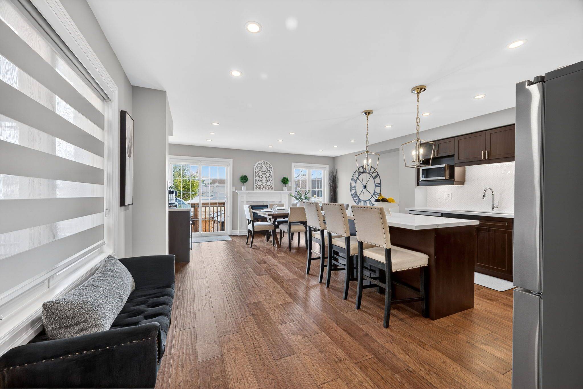 123 RUSSEL DR, Bradford West Gwillimbury, ON L3Z 3B9