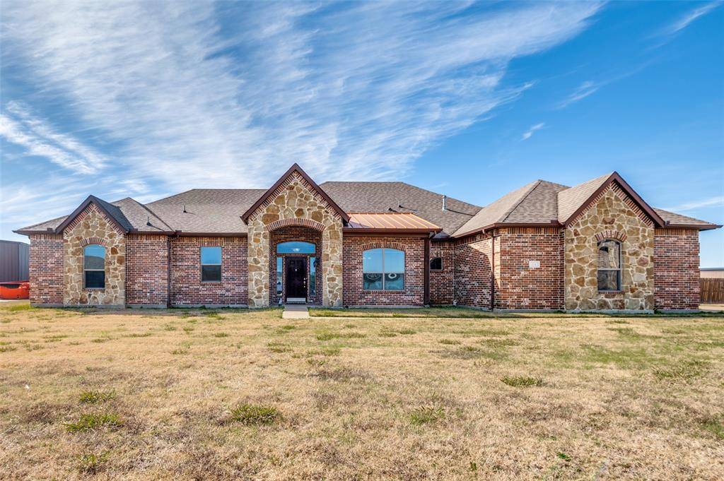 124 Windsor Circle, Waxahachie, TX 75165