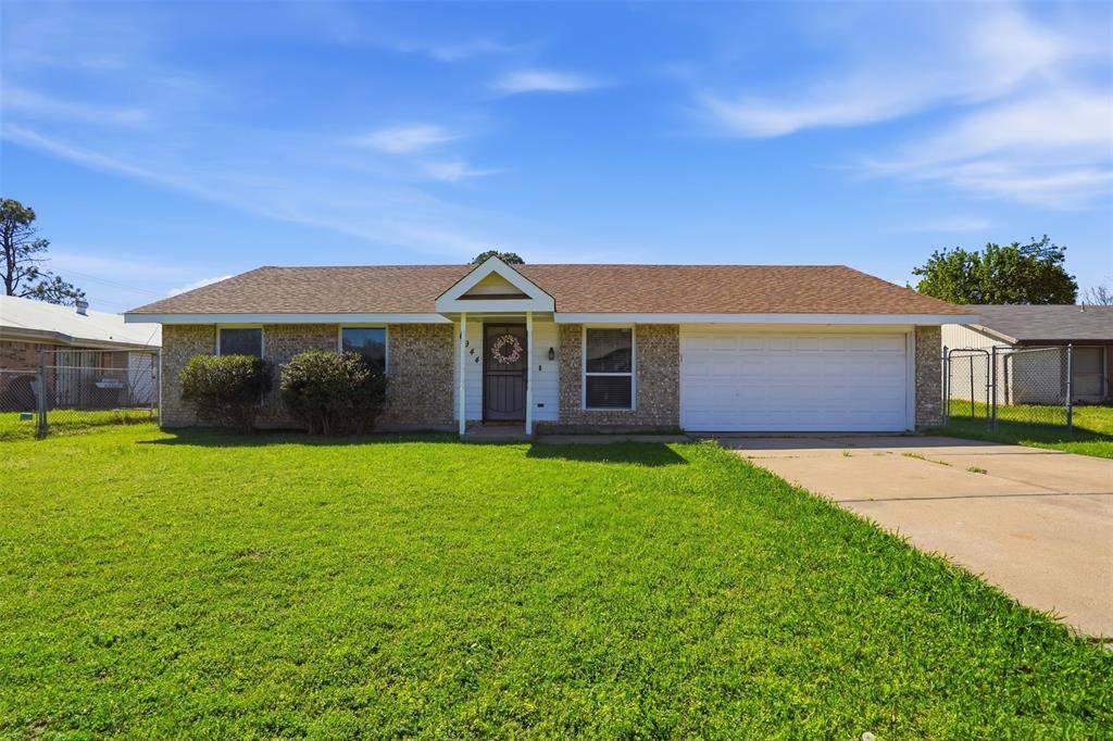 6944 Knob Hill Road, Forest Hill, TX 76140