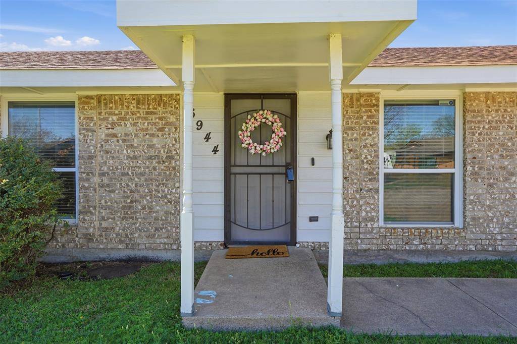 6944 Knob Hill Road, Forest Hill, TX 76140
