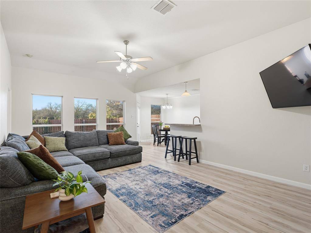 420 Stirling Road, Rhome, TX 76078