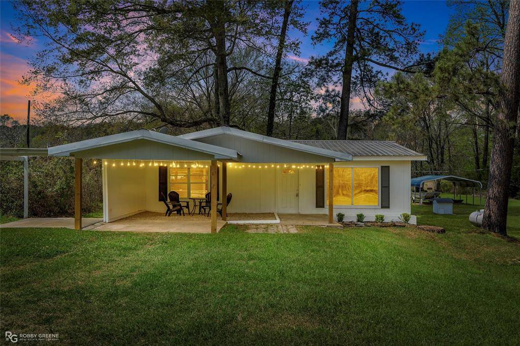 224 Prysock Road, Doyline, LA 71023