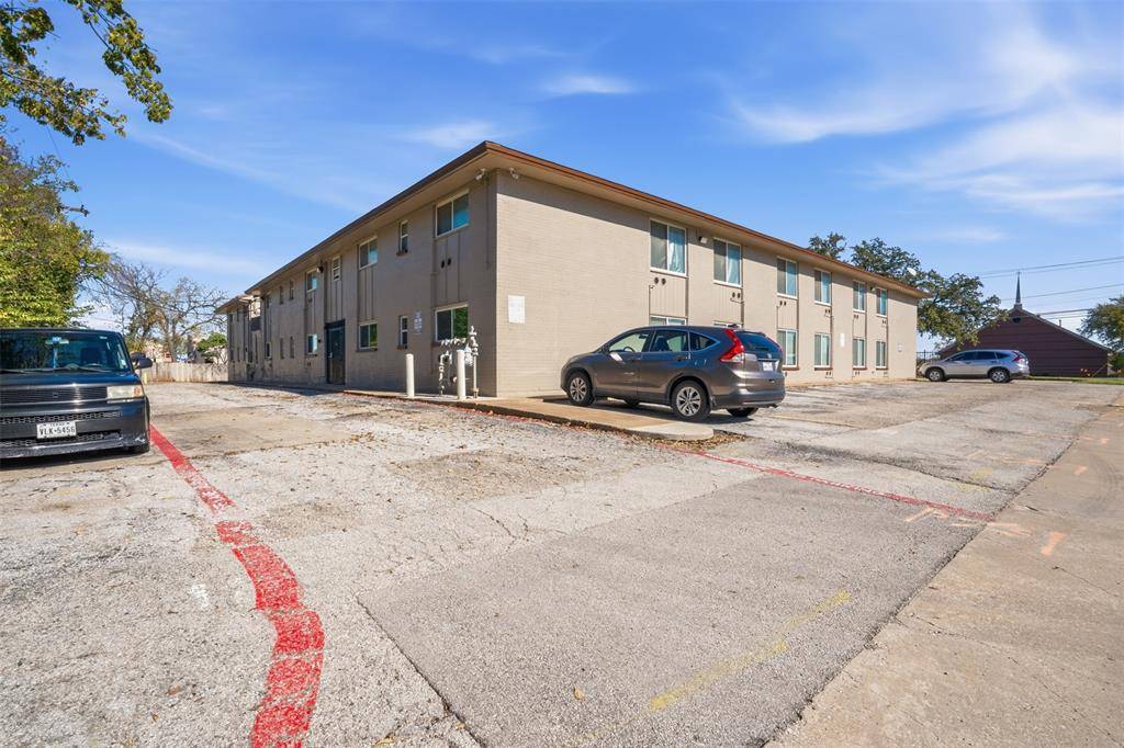 150 S Main Street, Euless, TX 76040