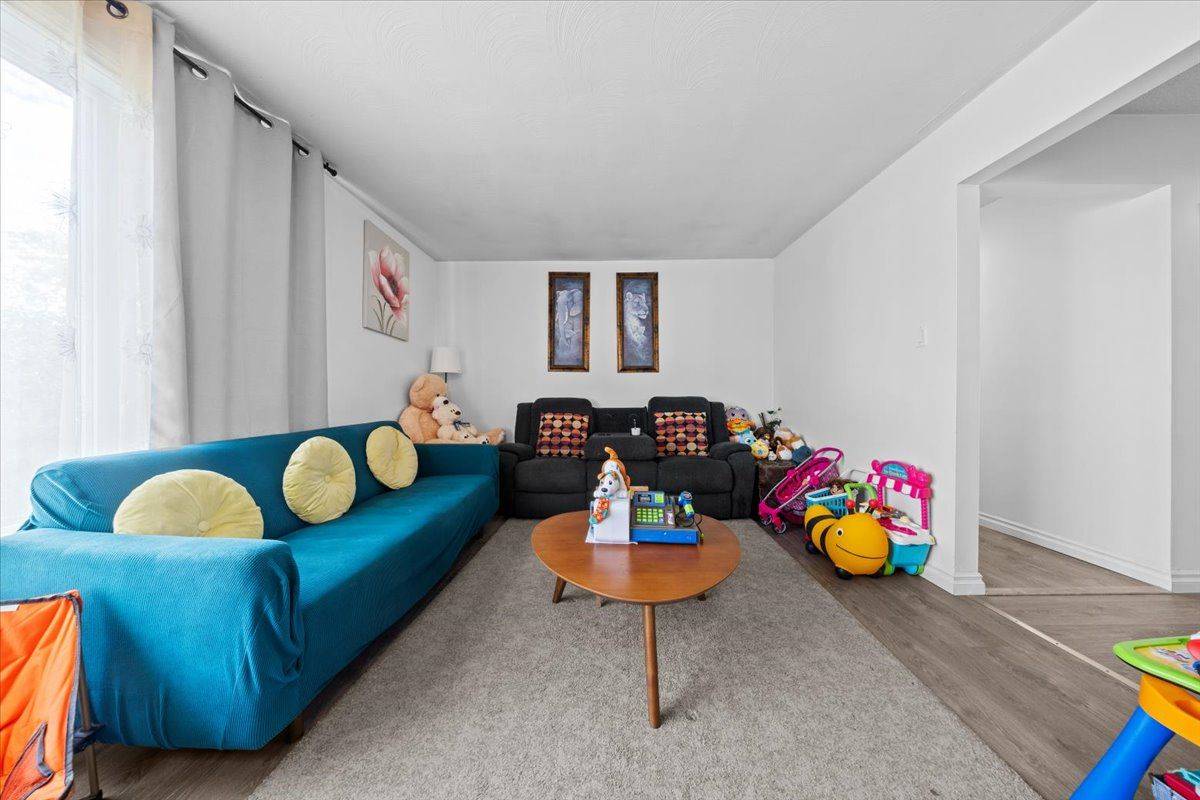 1702 Russell RD #2, Alta Vista And Area, ON K1G 0M9